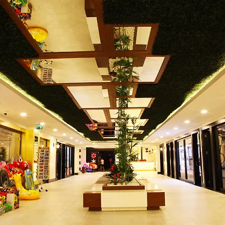 Diamond Premium & - Ultra 5* مانافجات