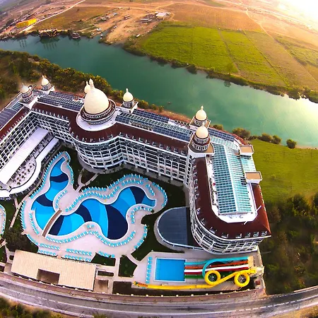 Отель Diamond Premium & - Ultra 5*